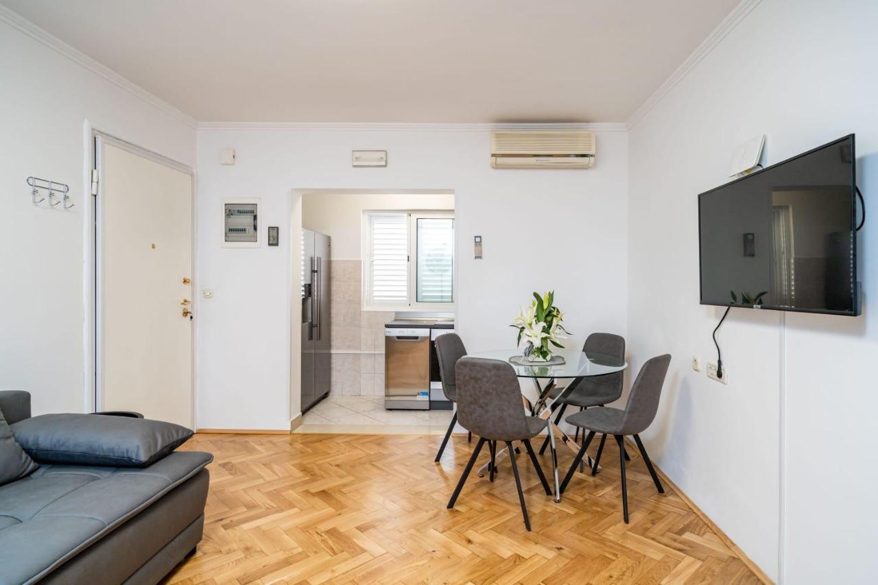 Apartman Knego With Parking Dubrovnik Buitenkant foto