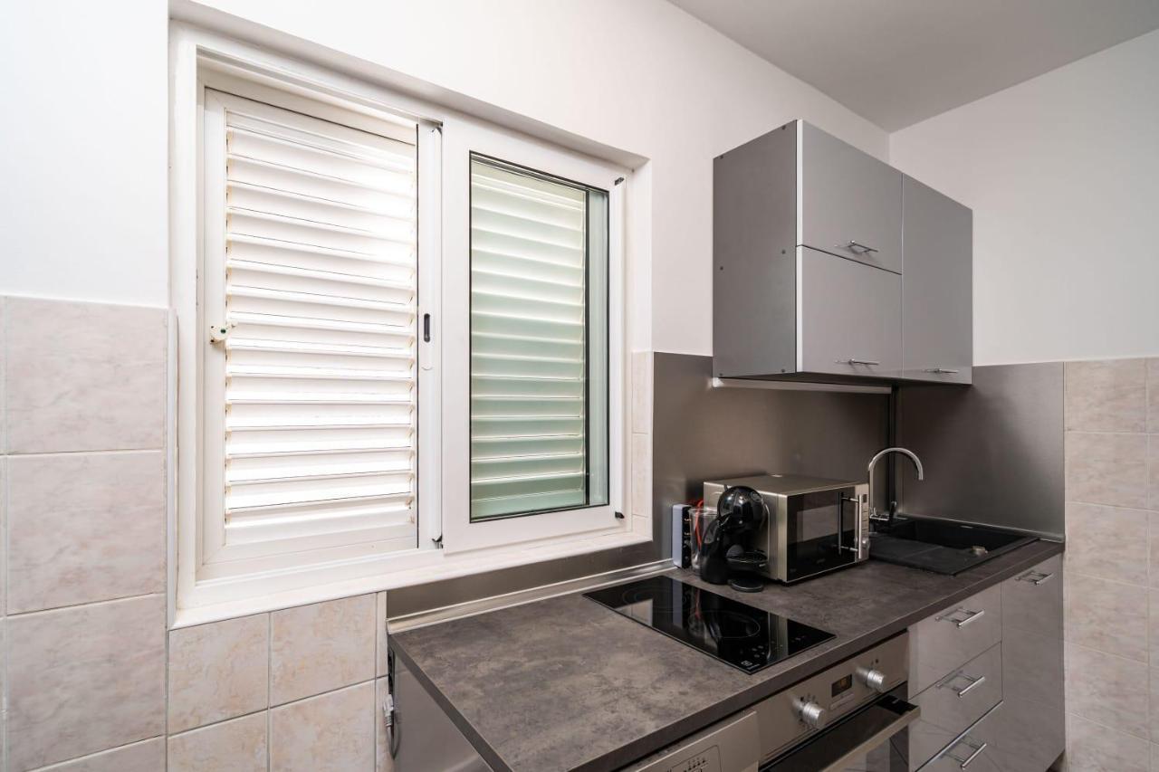 Apartman Knego With Parking Dubrovnik Buitenkant foto