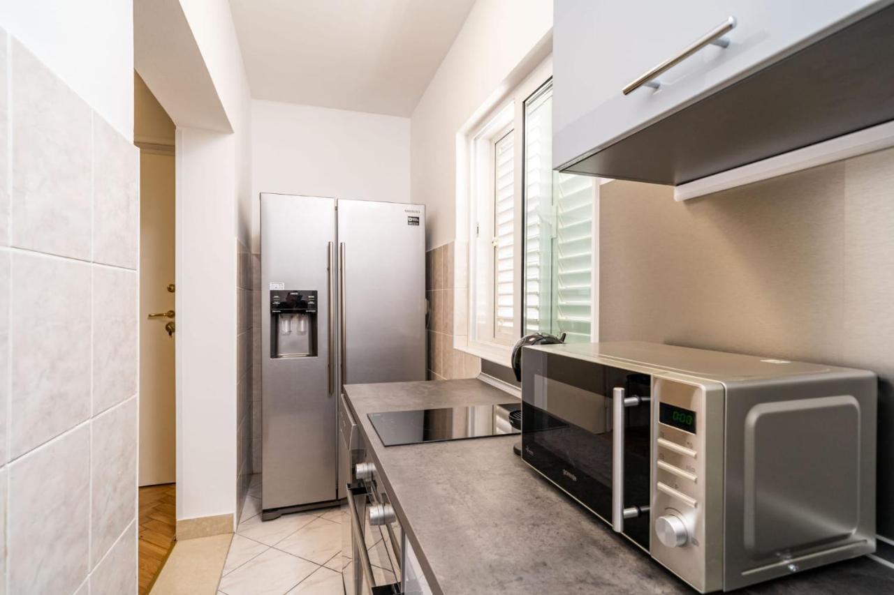 Apartman Knego With Parking Dubrovnik Buitenkant foto