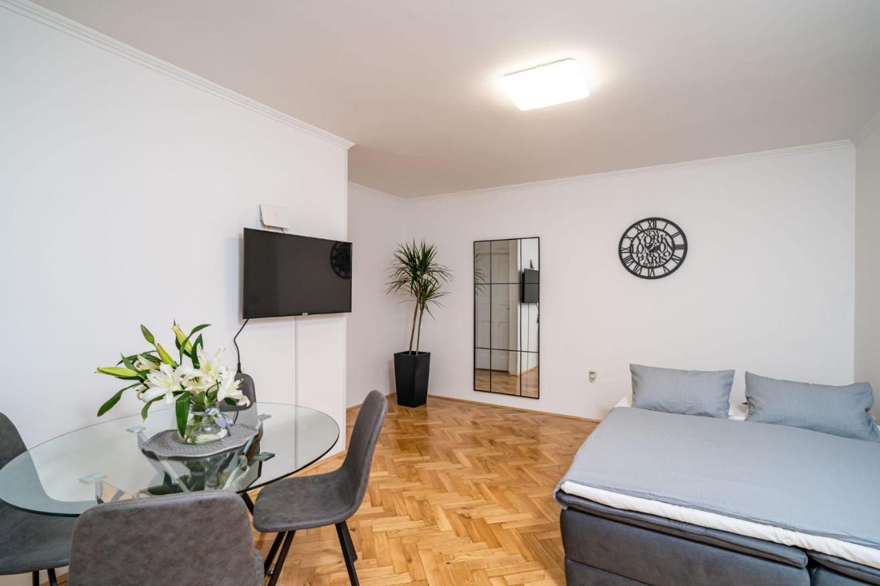 Apartman Knego With Parking Dubrovnik Buitenkant foto
